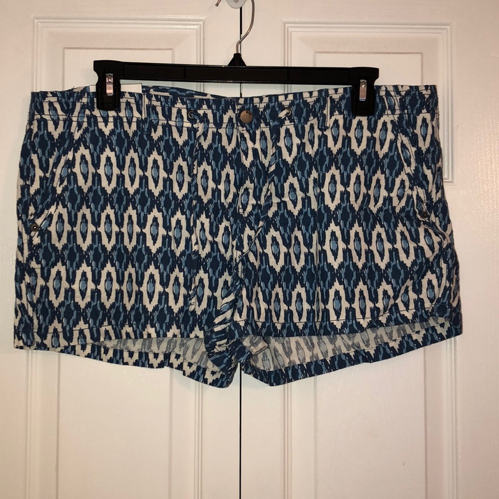 Gap Shorts
